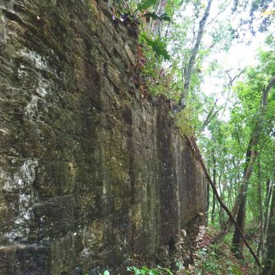 Muralla Sitio Arqueologico Chosquitan